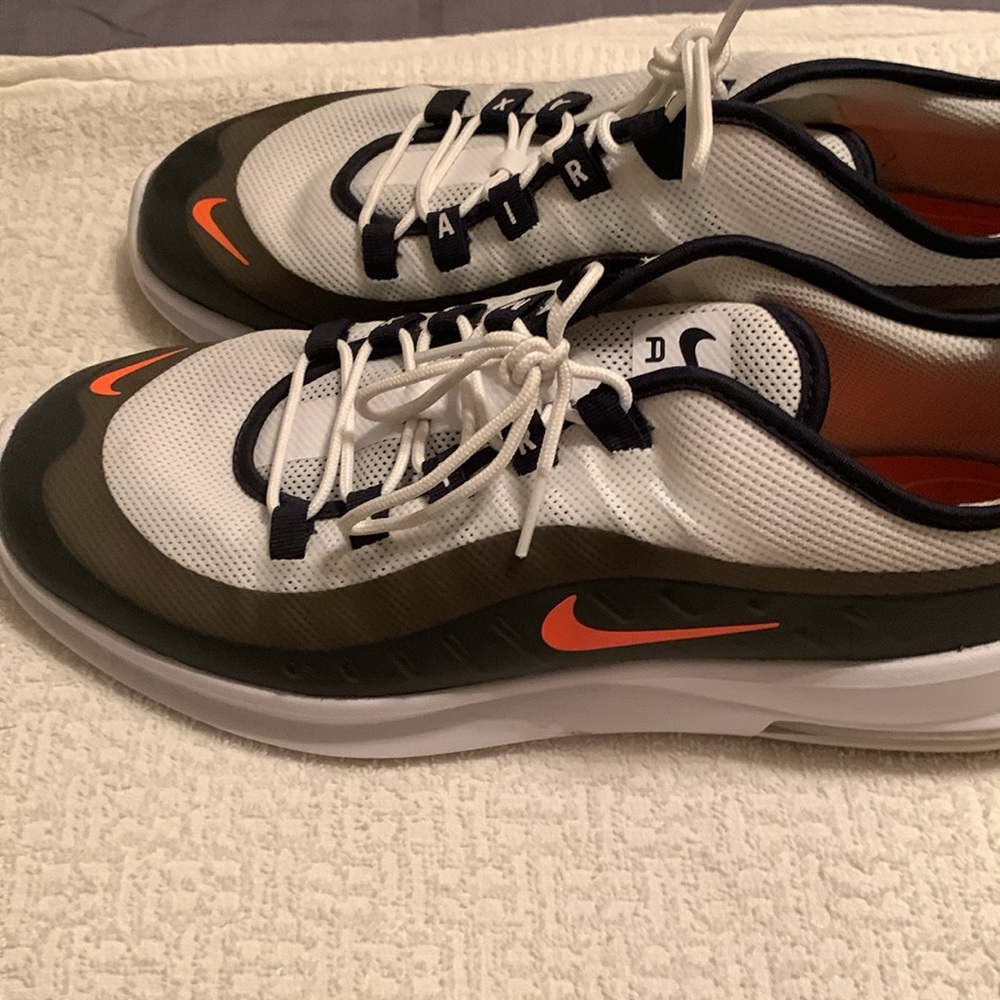 Airmax - Picture 2 of 8